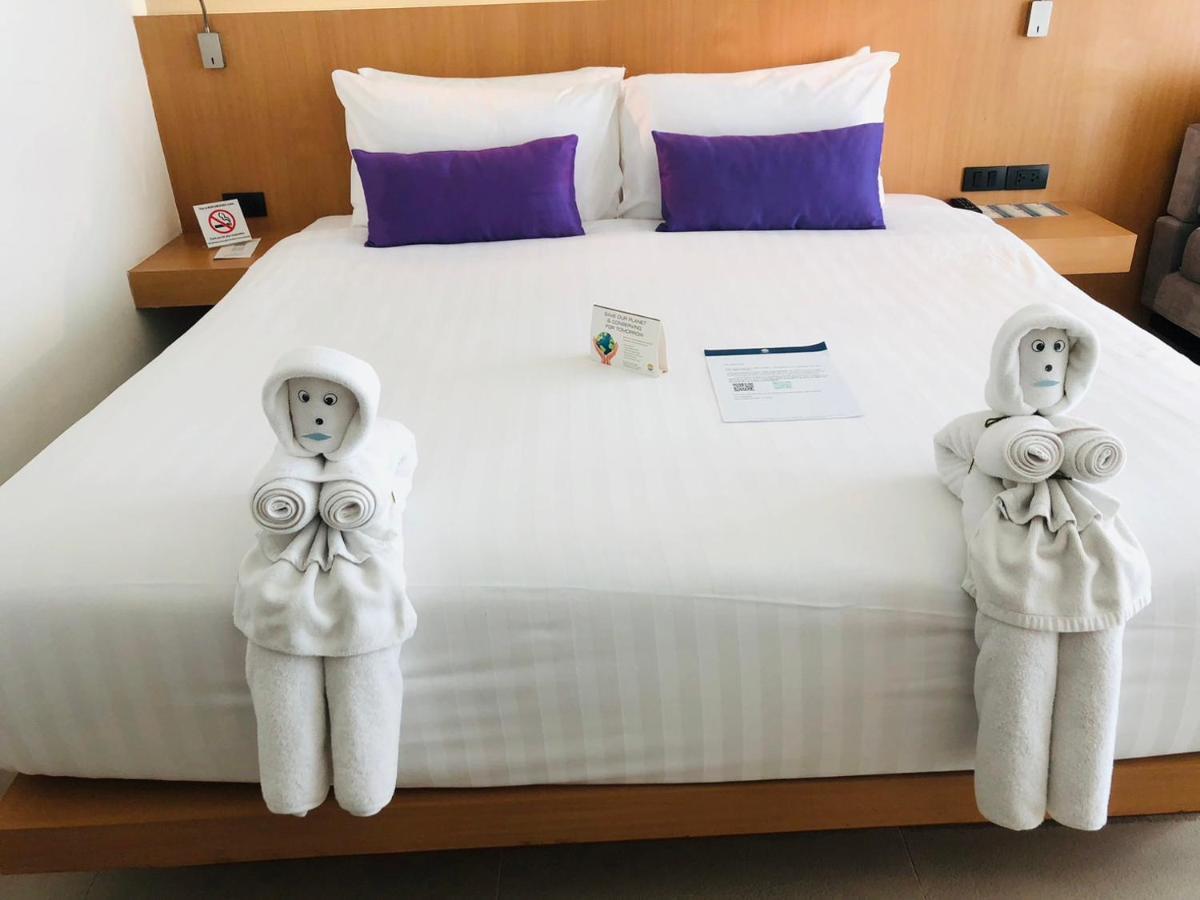 The Lunar Patong Phuket Екстериор снимка
