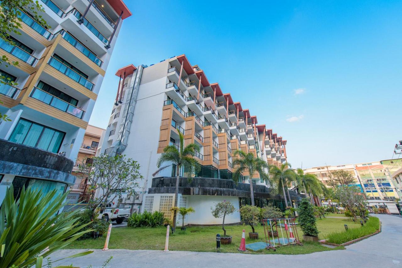 The Lunar Patong Phuket Екстериор снимка