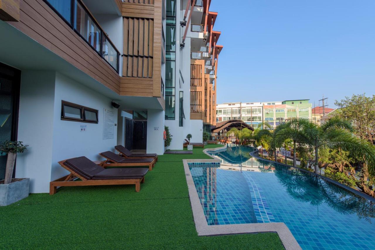 The Lunar Patong Phuket Екстериор снимка
