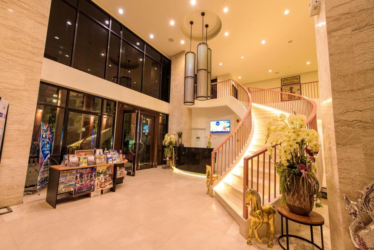 The Lunar Patong Phuket Екстериор снимка